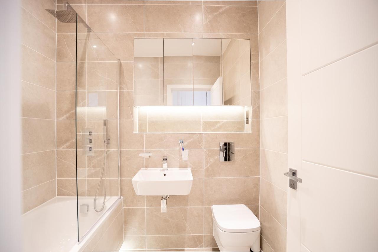 Deluxe Chic 1 2 Bed Apts Near Heathrow Legoland Windsor Slough Villa Esterno foto
